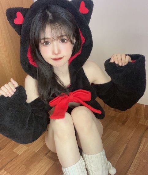 欧美双飞少妇50p_HD免费观看视频