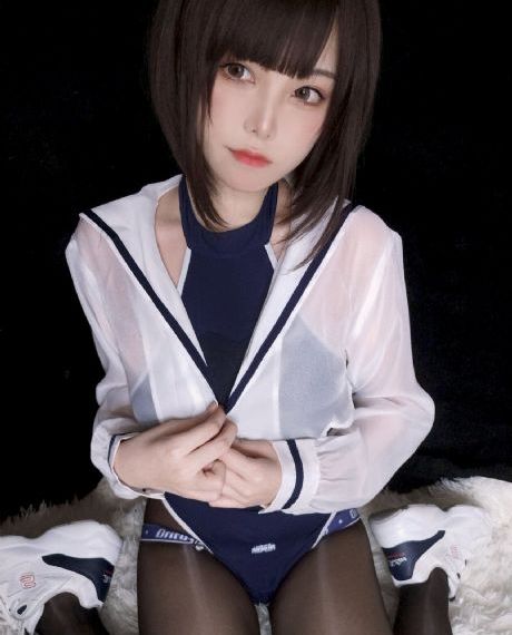 欧美13岁女生名字_1080电影完整版