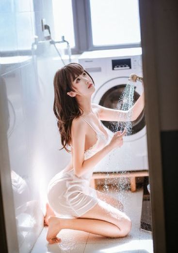 欧美风眼线教程_高清免费观看超清