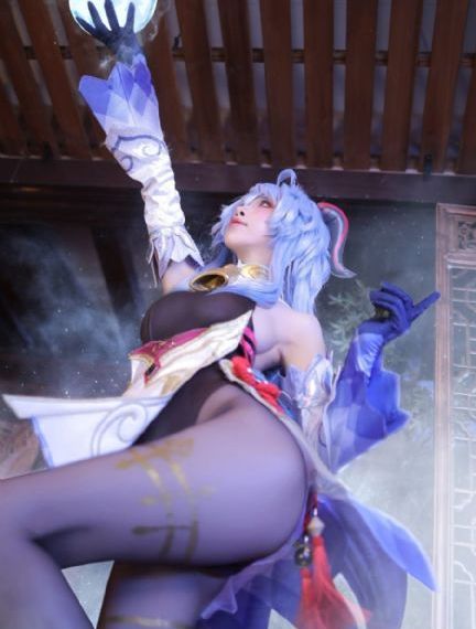 欧美女生皮肤复古街拍_剧情片免费高清观看