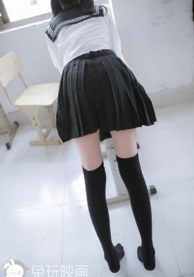 日韩性感风俗美眉图片_完整无删减版