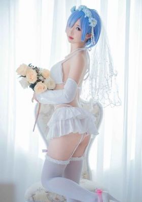 欧美最美女优番号_高清完整在线观看